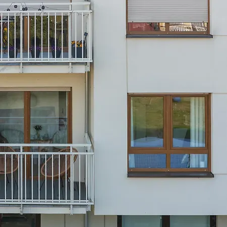 Wyjatkowe Z Balkonem 350 M Od Plazy By Renters Apartment *